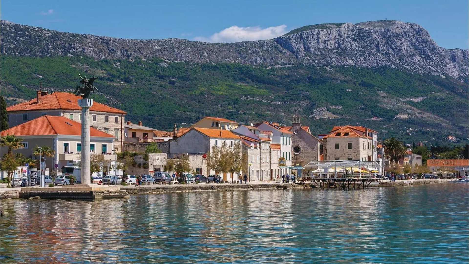 Сasa de vacaciones Nice Home In Kastel Stari With Outdoor Swimming Pool, Heated Swimming Pool And 4 Bedrooms Kaštela